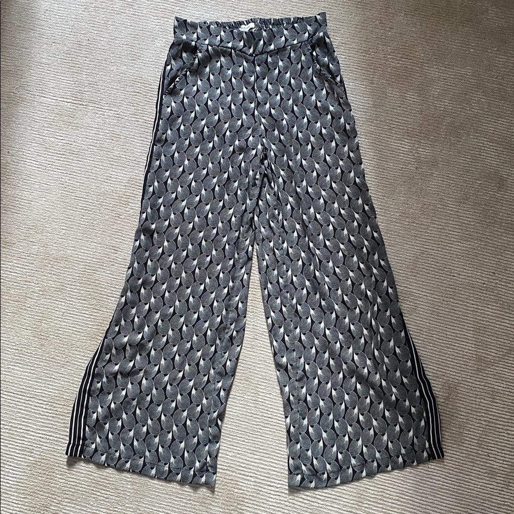 Max Studio Printed Pants Black White Striped Petal Wide Leg Pants Size M - Picture 5 of 11